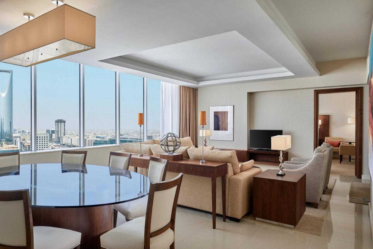 Courtyard By Marriott Riyadh Olaya מראה חיצוני תמונה