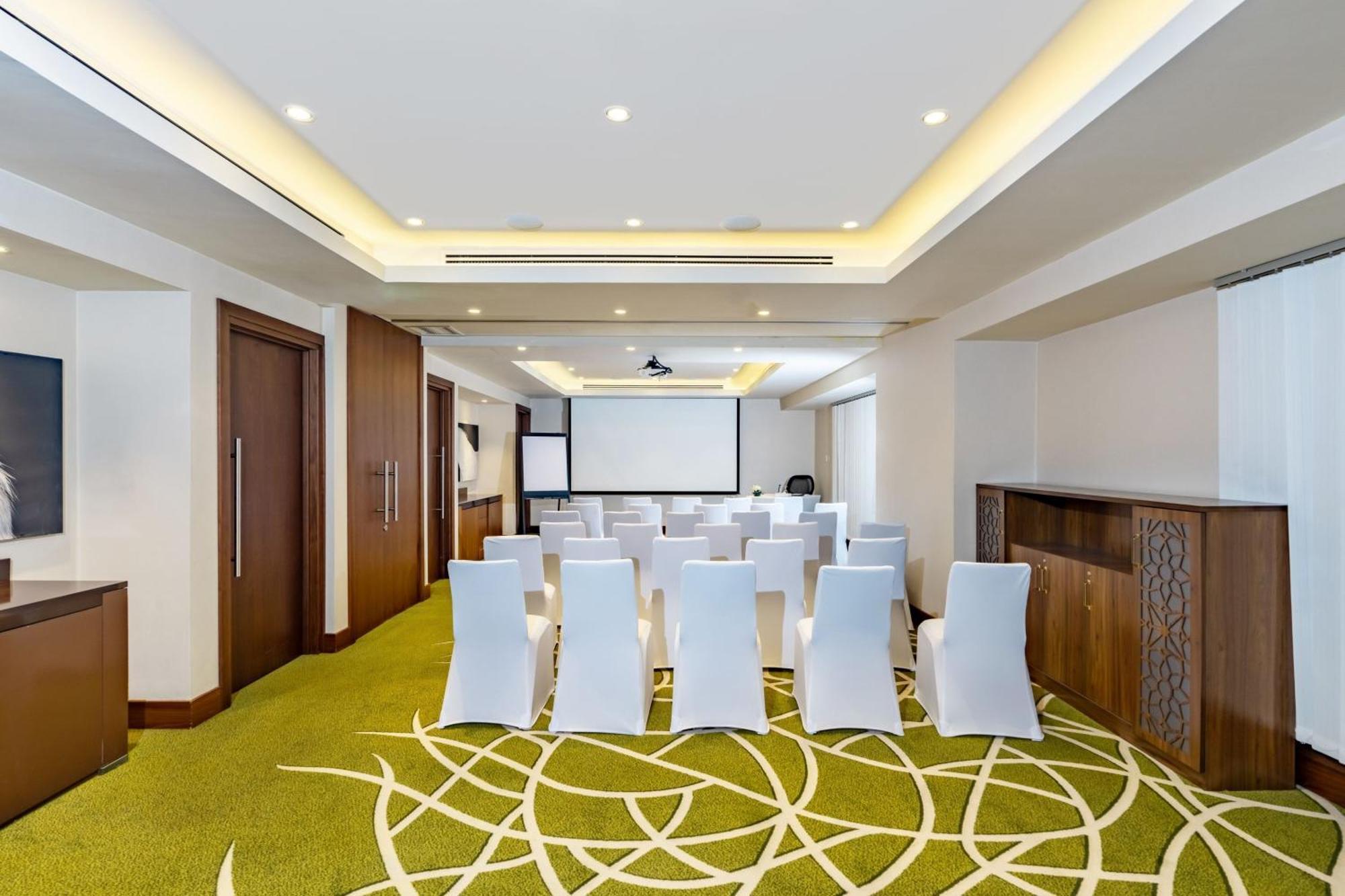 Courtyard By Marriott Riyadh Olaya מראה חיצוני תמונה
