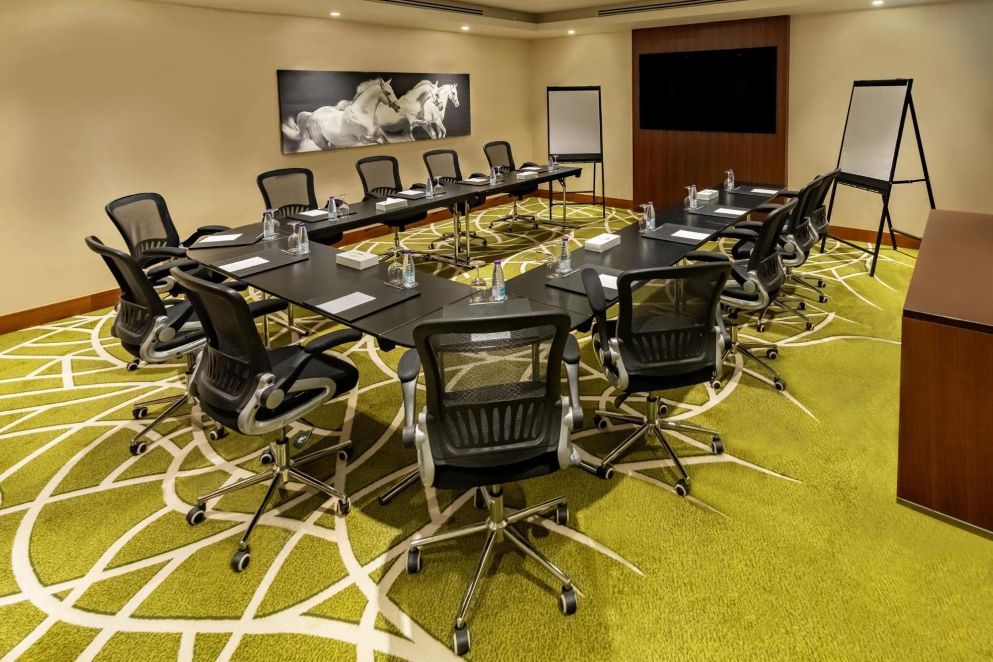 Courtyard By Marriott Riyadh Olaya מראה חיצוני תמונה