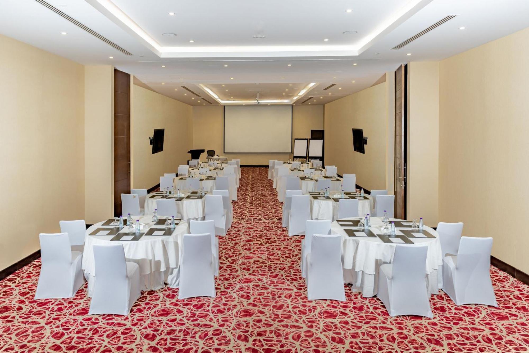 Courtyard By Marriott Riyadh Olaya מראה חיצוני תמונה